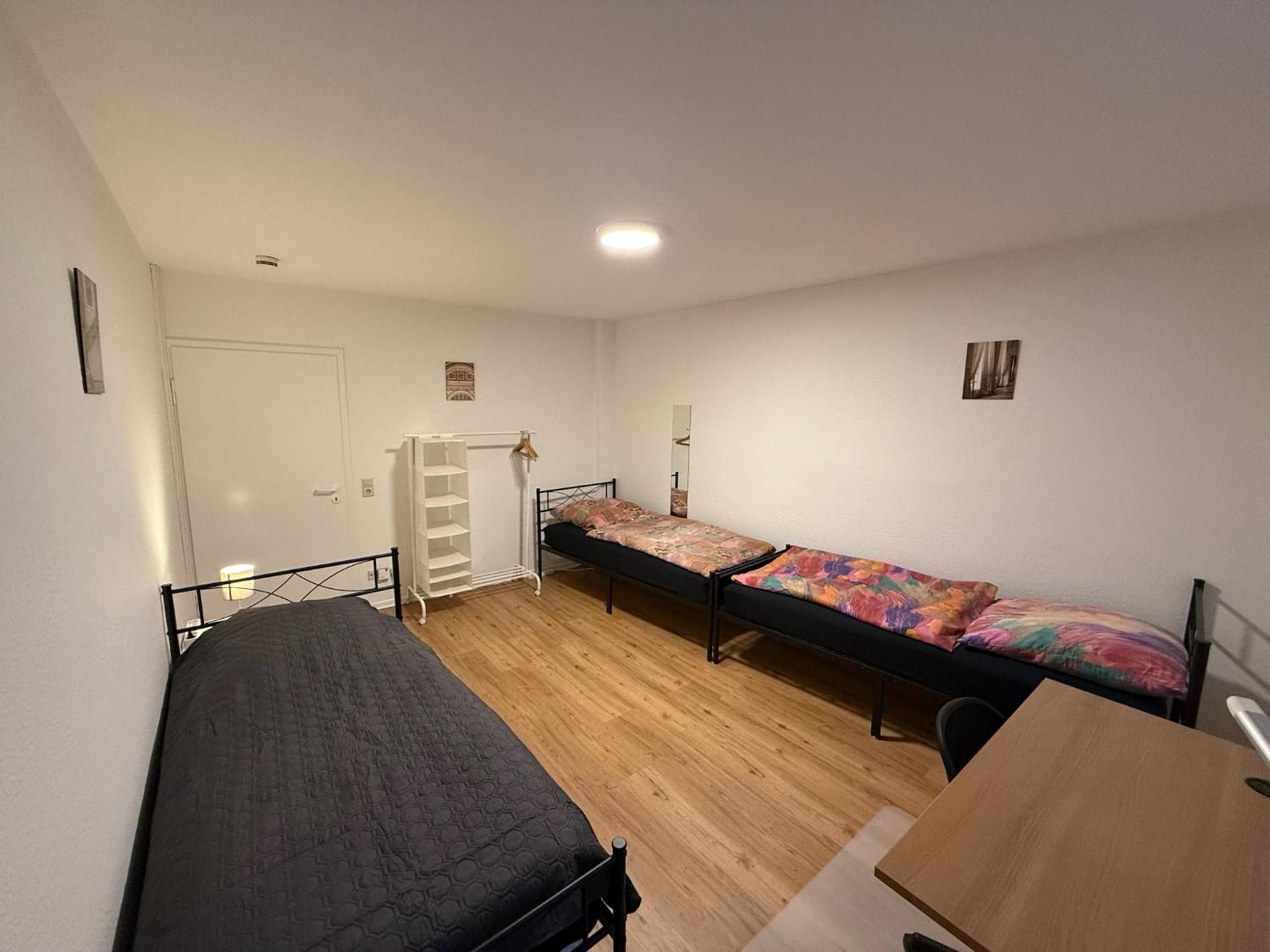 Big, Cosy And Central Apartment 카를스루에 외부 사진