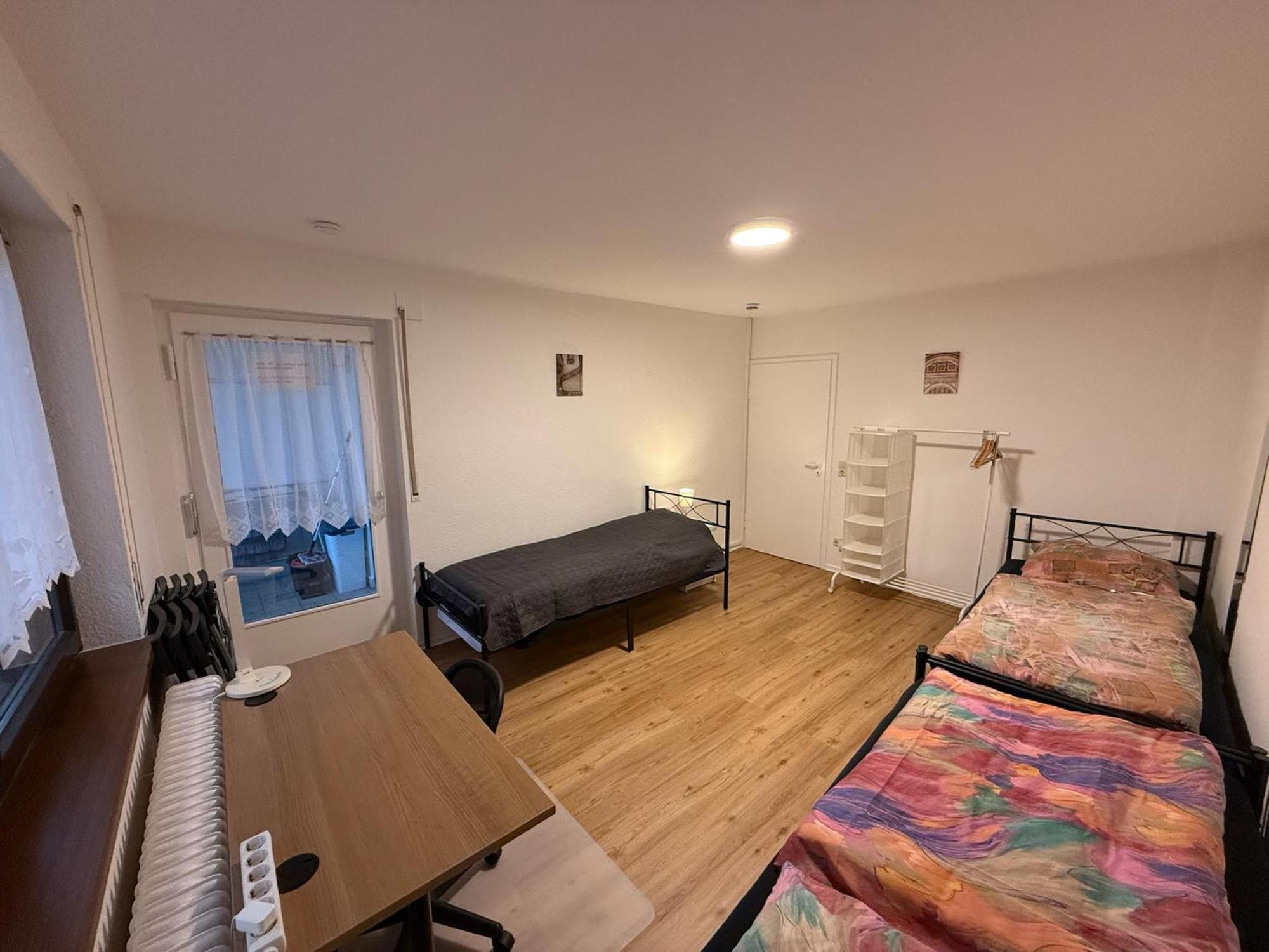 Big, Cosy And Central Apartment 카를스루에 외부 사진