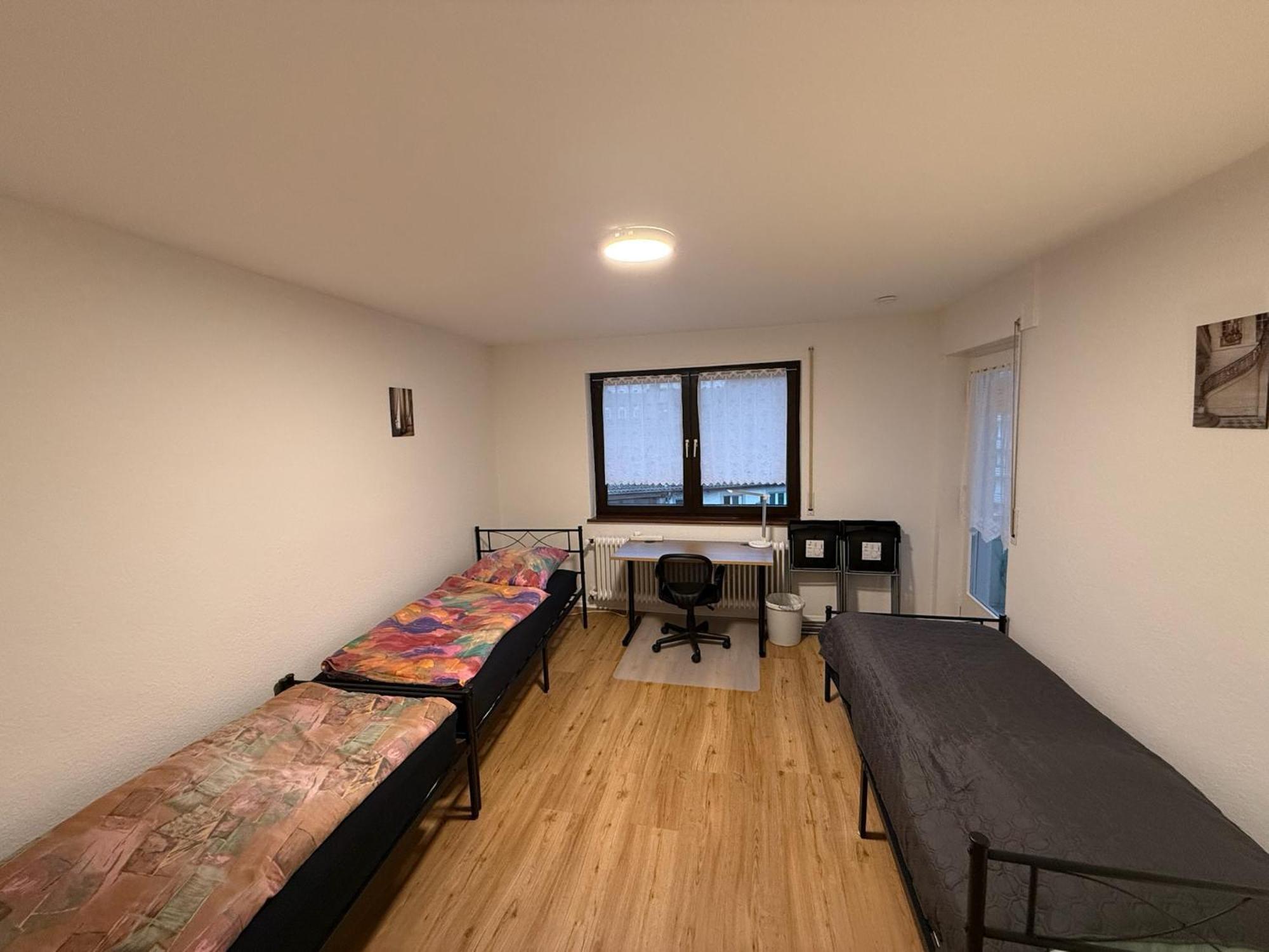 Big, Cosy And Central Apartment 카를스루에 외부 사진