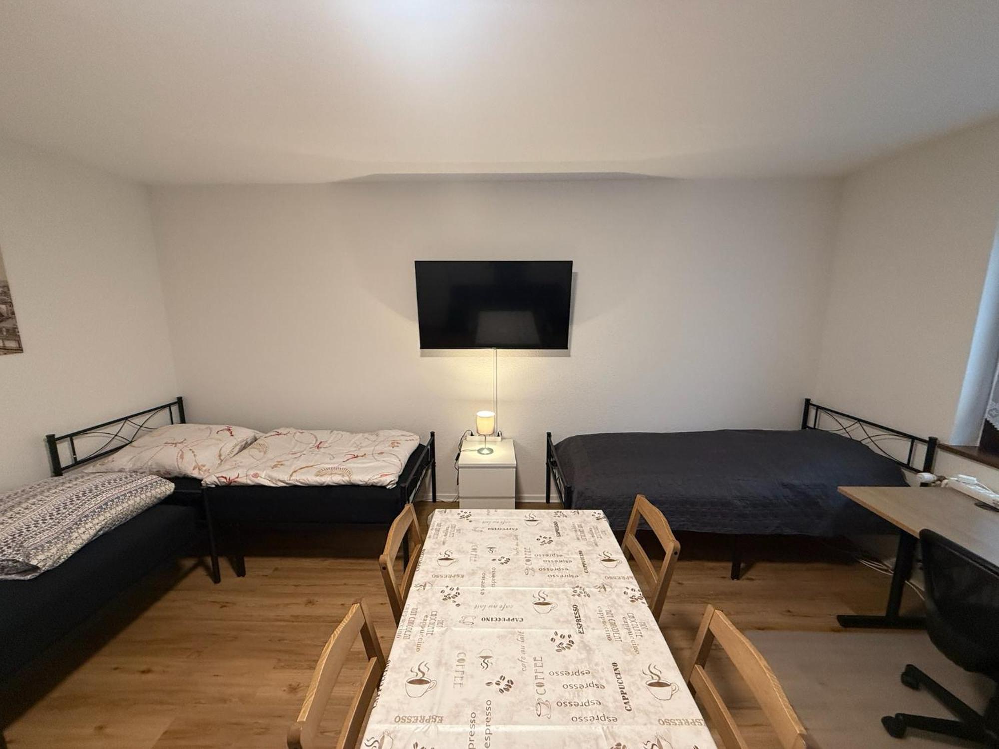 Big, Cosy And Central Apartment 카를스루에 외부 사진